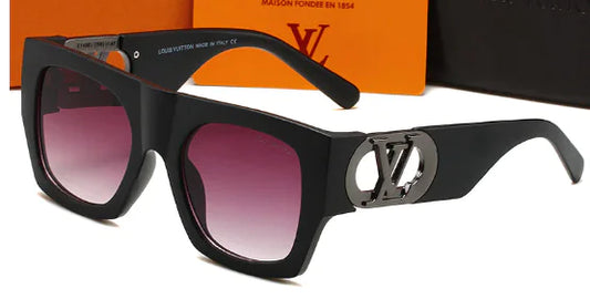 Model 3032 Fashion Sunglasses with UV Protection (One Piece)