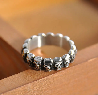 Retro Skull Closed Rings for Men and Women