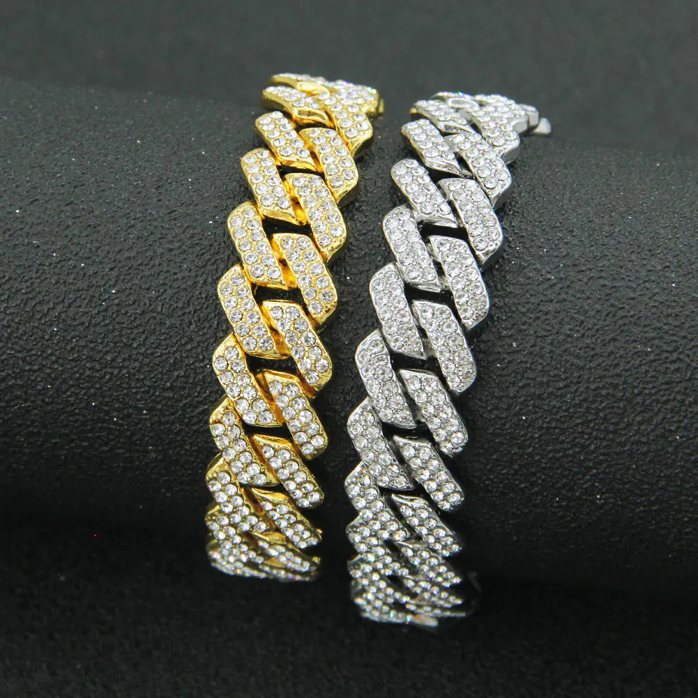 Men's Hip-Hop Diamond Cuban Link Necklace (Bold Style)
